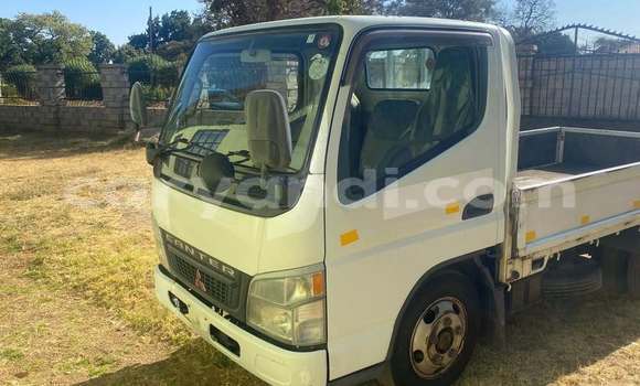 Buy Used Mitsubishi Canter White Truck in Lusaka in Zambia Buy Used Mitsubishi Canter White Truck in Lusaka in Zambia