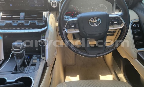 Acheter Occasion Voiture Toyota Land Cruiser Blanc à Lusaka, Zambie Acheter Occasion Voiture Toyota Land Cruiser Blanc à Lusaka, Zambie