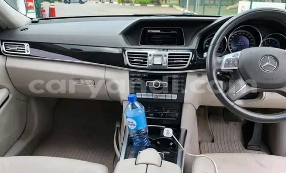 Acheter Occasion Voiture Mercedes‒Benz 190 SL Autre à Itezhi–Tezhi, Du sud Acheter Occasion Voiture Mercedes‒Benz 190 SL Autre à Itezhi–Tezhi, Du sud