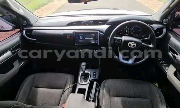 Buy Used Toyota Hilux White Car in Choma in Southern Buy Used Toyota Hilux White Car in Choma in Southern