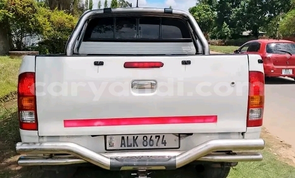 Acheter Occasion Voiture Toyota Hilux Blanc à Choma, Du sud Acheter Occasion Voiture Toyota Hilux Blanc à Choma, Du sud
