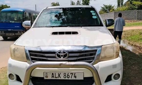 Acheter Occasion Voiture Toyota Hilux Blanc à Choma, Du sud Acheter Occasion Voiture Toyota Hilux Blanc à Choma, Du sud
