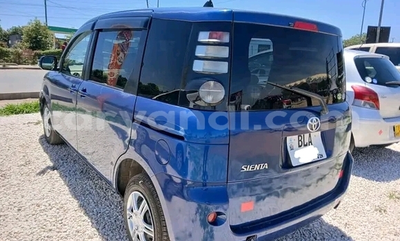 Acheter Occasion Voiture Toyota Sienta Bleu à Lusaka, Zambie Acheter Occasion Voiture Toyota Sienta Bleu à Lusaka, Zambie