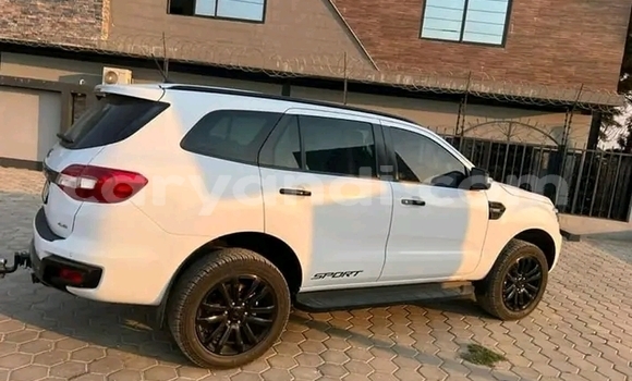 Acheter Occasion Voiture Ford Ranger Blanc à Lusaka, Zambie Acheter Occasion Voiture Ford Ranger Blanc à Lusaka, Zambie