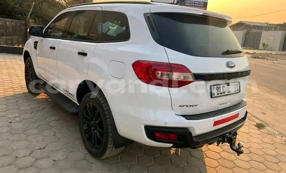 Acheter Occasion Voiture Toyota Vanguard Blanc à Lusaka, Zambie Acheter Occasion Voiture Toyota Vanguard Blanc à Lusaka, Zambie