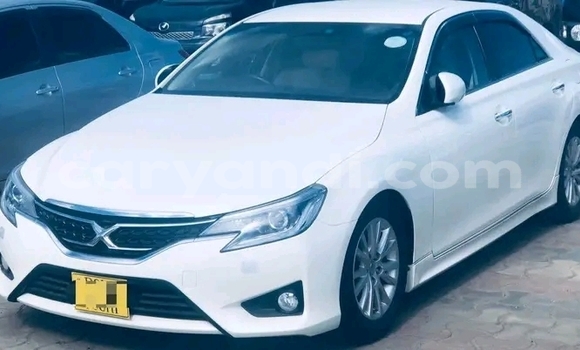 Acheter Occasion Voiture Toyota Mark X Blanc à Lusaka, Zambie Acheter Occasion Voiture Toyota Mark X Blanc à Lusaka, Zambie