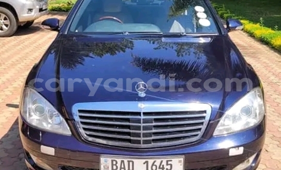 Acheter Occasion Voiture Mercedes-Benz E200 Noir à Lusaka, Zambie Acheter Occasion Voiture Mercedes-Benz E200 Noir à Lusaka, Zambie