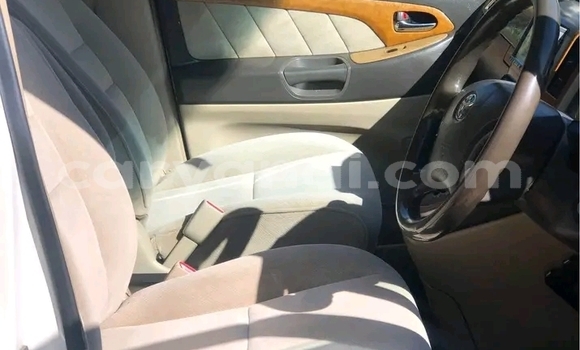 Acheter Occasion Voiture Toyota Alphard Blanc à Lusaka, Zambie Acheter Occasion Voiture Toyota Alphard Blanc à Lusaka, Zambie