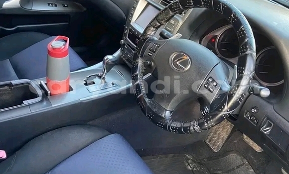 Acheter Occasion Voiture Lexus LX 570 Rouge à Lusaka, Zambie Acheter Occasion Voiture Lexus LX 570 Rouge à Lusaka, Zambie