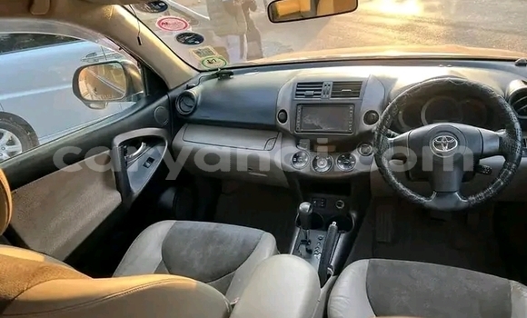 Acheter Occasion Voiture Toyota Vanguard Noir à Lusaka, Zambie Acheter Occasion Voiture Toyota Vanguard Noir à Lusaka, Zambie