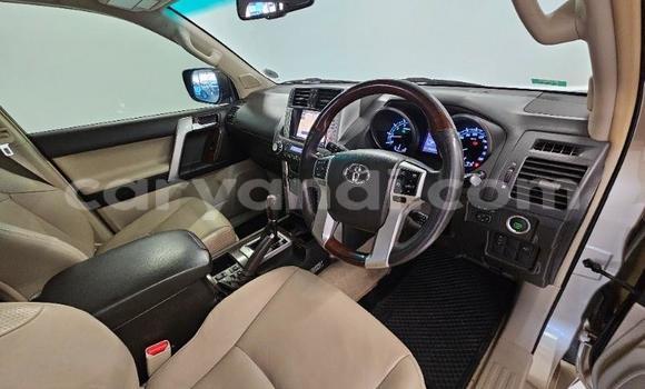 Nunua Ilio tumika Toyota Land Cruiser Prado Nyingine Gari ndani ya Lusaka nchini Zambia Nunua Ilio tumika Toyota Land Cruiser Prado Nyingine Gari ndani ya Lusaka nchini Zambia