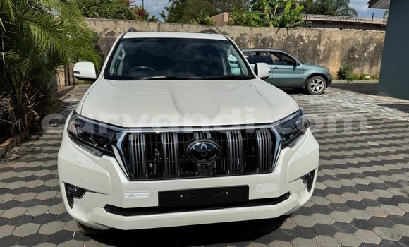 Buy New Landwind Forward White Car in Lusaka in Zambia Buy New Landwind Forward White Car in Lusaka in Zambia