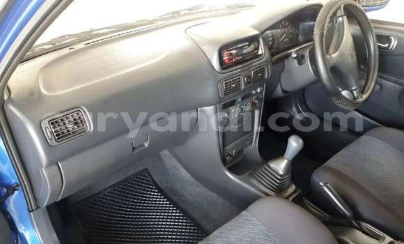 Nunua Ilio tumika Toyota Corolla Bluu Gari ndani ya Livingstone nchini Zambia Nunua Ilio tumika Toyota Corolla Bluu Gari ndani ya Livingstone nchini Zambia