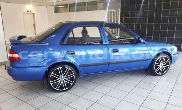 Nunua Ilio tumika Toyota Corolla Bluu Gari ndani ya Livingstone nchini Zambia Nunua Ilio tumika Toyota Corolla Bluu Gari ndani ya Livingstone nchini Zambia