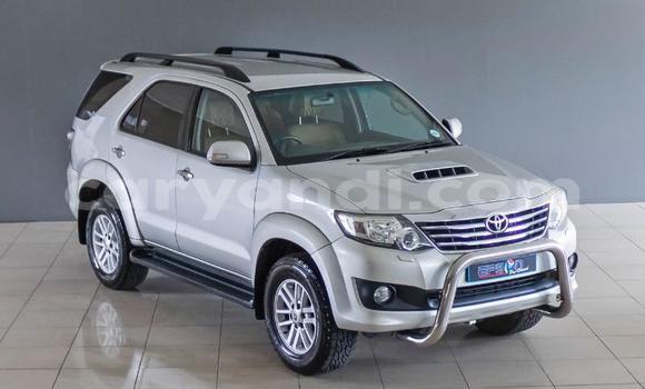 Buy Used Toyota Fortuner Silver Car in Livingstone in Zambia