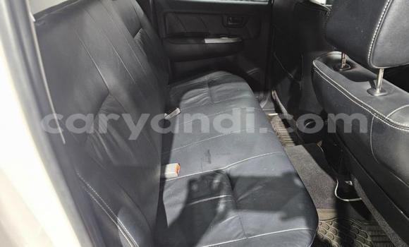 Acheter Occasion Voiture Toyota Hilux Blanc à Livingstone, Zambie Acheter Occasion Voiture Toyota Hilux Blanc à Livingstone, Zambie