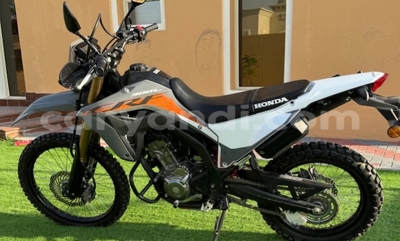 Acheter Occasion Moto Honda CRF Beige à Lusaka, Zambie