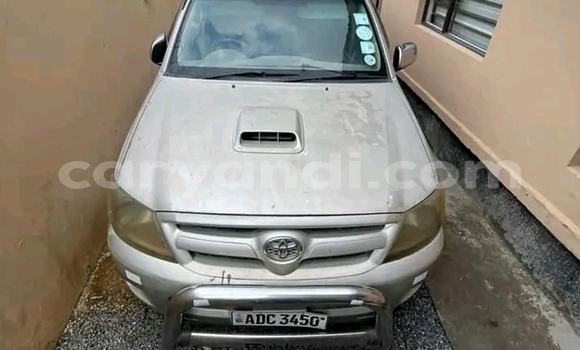 Tenga Tsaru Toyota Hilux Zvimwe Mota in Choma in Southern Tenga Tsaru Toyota Hilux Zvimwe Mota in Choma in Southern