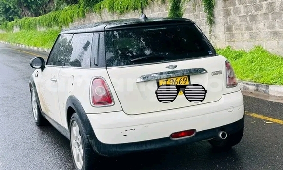 Buy Used Mini Cooper S clubman White Car in Import - Dubai in Zambia Buy Used Mini Cooper S clubman White Car in Import - Dubai in Zambia