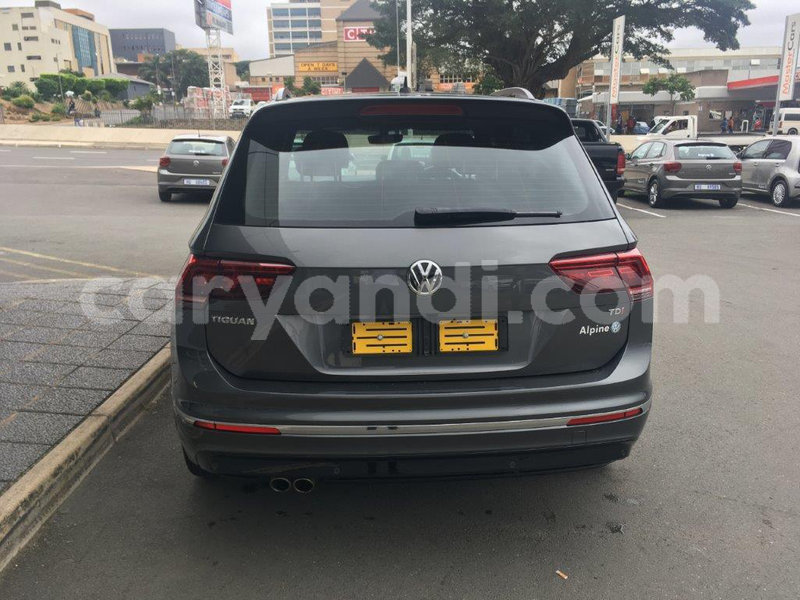 Big with watermark 2014 volkswagen tiguan g