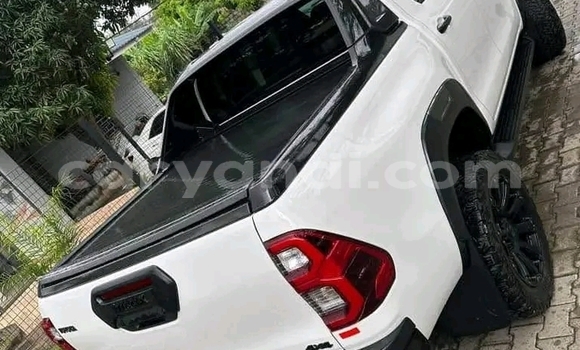 Tenga Tsaru Toyota Hilux Chena Mota in Lusaka in Zambia Tenga Tsaru Toyota Hilux Chena Mota in Lusaka in Zambia