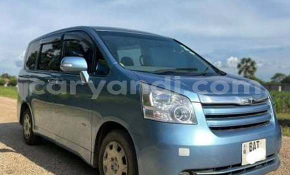 Tenga Tsaru Toyota Noah Zvimwe Mota in Lusaka in Zambia