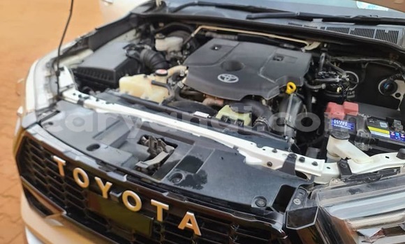Buy Used Toyota Hilux White Car in Lusaka in Zambia Buy Used Toyota Hilux White Car in Lusaka in Zambia