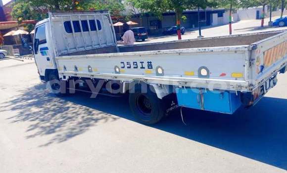 Tenga Tsaru Mitsubishi Canter Chena Rori in Lusaka in Zambia Tenga Tsaru Mitsubishi Canter Chena Rori in Lusaka in Zambia