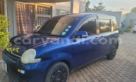 Tenga Tsaru Toyota Sienta Bhuruu Mota in Lusaka in Zambia Tenga Tsaru Toyota Sienta Bhuruu Mota in Lusaka in Zambia