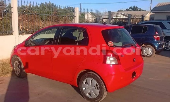 Nunua Ilio tumika Toyota Vitz Nyekundu Gari ndani ya Lusaka nchini Zambia