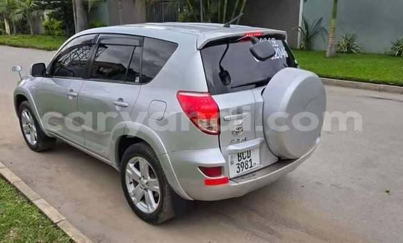Tenga Tsaru Toyota RAV4 Zvimwe Mota in Lusaka in Zambia Tenga Tsaru Toyota RAV4 Zvimwe Mota in Lusaka in Zambia