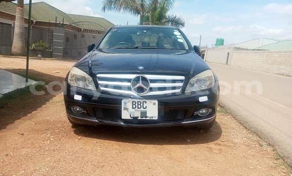 Nunua Ilio tumika Mercedes‒Benz C–Class Nyeusi Gari ndani ya Lusaka nchini Zambia Nunua Ilio tumika Mercedes‒Benz C–Class Nyeusi Gari ndani ya Lusaka nchini Zambia