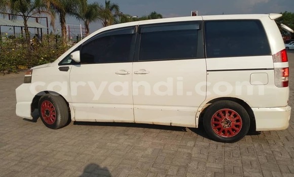 Tenga Tsaru Toyota Noah Chena Mota in Lusaka in Zambia Tenga Tsaru Toyota Noah Chena Mota in Lusaka in Zambia