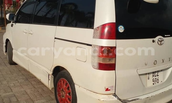 Tenga Tsaru Toyota Noah Chena Mota in Lusaka in Zambia Tenga Tsaru Toyota Noah Chena Mota in Lusaka in Zambia