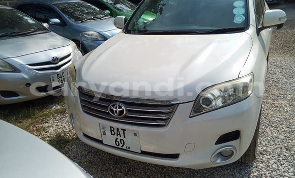 Acheter Occasion Voiture Toyota Vanguard Blanc à Lusaka, Zambie Acheter Occasion Voiture Toyota Vanguard Blanc à Lusaka, Zambie