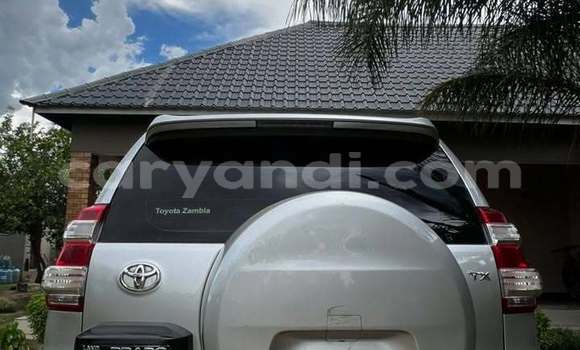 Tenga Tsaru Toyota Prado Zvimwe Mota in Lusaka in Zambia Tenga Tsaru Toyota Prado Zvimwe Mota in Lusaka in Zambia