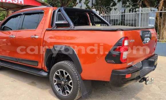 Tenga Tsaru Toyota Hilux Tsvuku Mota in Chinsali in Northern Tenga Tsaru Toyota Hilux Tsvuku Mota in Chinsali in Northern