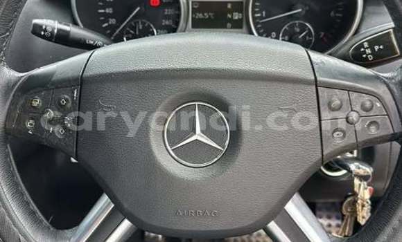 Tenga Tsaru Mercedes‒Benz ML–Class Nhema Mota in Choma in Southern Tenga Tsaru Mercedes‒Benz ML–Class Nhema Mota in Choma in Southern