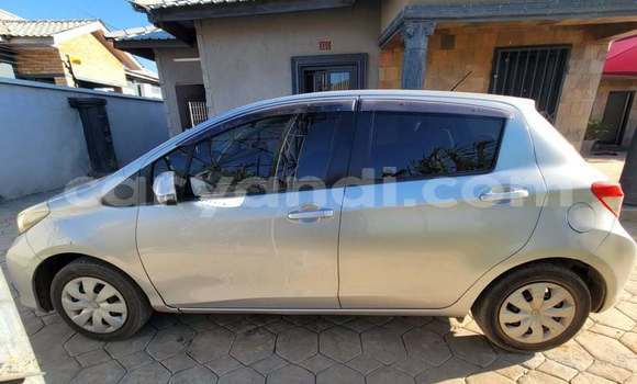 Tenga Tsaru Toyota Vitz Zvimwe Mota in Lusaka in Zambia Tenga Tsaru Toyota Vitz Zvimwe Mota in Lusaka in Zambia