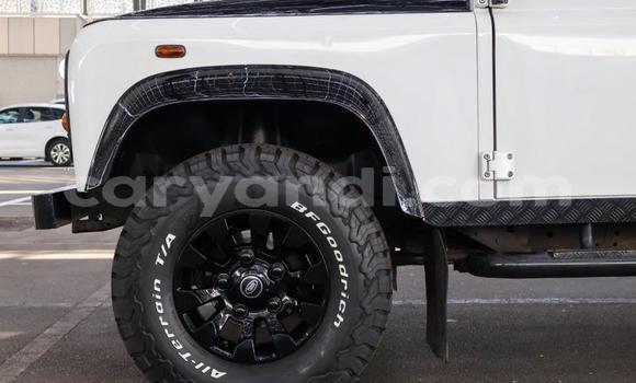 Buy Used Land Rover Defender White Car in Livingstone in Zambia Buy Used Land Rover Defender White Car in Livingstone in Zambia