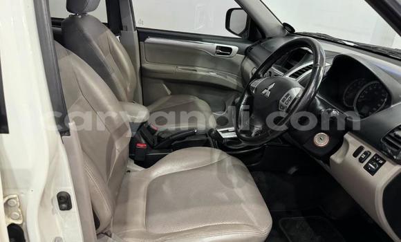 Buy Used Mitsubishi Pajero White Car in Livingstone in Zambia Buy Used Mitsubishi Pajero White Car in Livingstone in Zambia