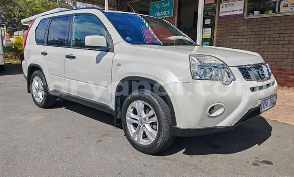 Acheter Occasion Voiture Nissan X–Trail Blanc à Livingstone, Zambie Acheter Occasion Voiture Nissan X–Trail Blanc à Livingstone, Zambie