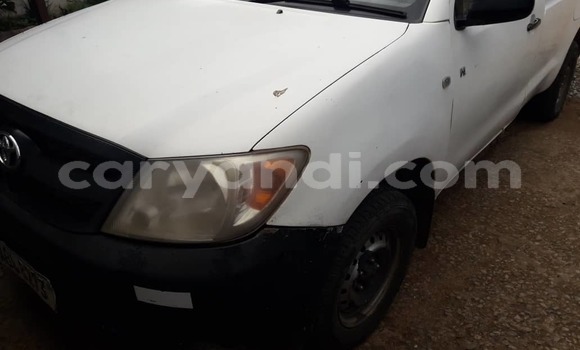 Acheter Occasion Voiture Toyota Hilux Blanc à Lusaka, Zambie Acheter Occasion Voiture Toyota Hilux Blanc à Lusaka, Zambie