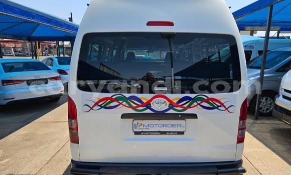 Tenga Tsaru Toyota Hiace Chena Mota in Kitwe in Zambia Tenga Tsaru Toyota Hiace Chena Mota in Kitwe in Zambia