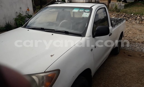 Acheter Occasion Voiture Toyota Hilux Blanc à Lusaka, Zambie Acheter Occasion Voiture Toyota Hilux Blanc à Lusaka, Zambie