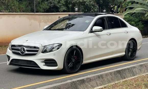 Buy Used Mercedes-Benz E200 Other Car in Lusaka in Zambia