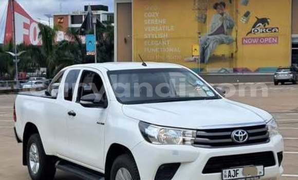 Tenga Tsaru Toyota Hilux Zvimwe Mota in Lusaka in Zambia Tenga Tsaru Toyota Hilux Zvimwe Mota in Lusaka in Zambia