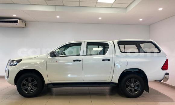 Buy Used Toyota Hilux White Car in Lusaka in Zambia Buy Used Toyota Hilux White Car in Lusaka in Zambia