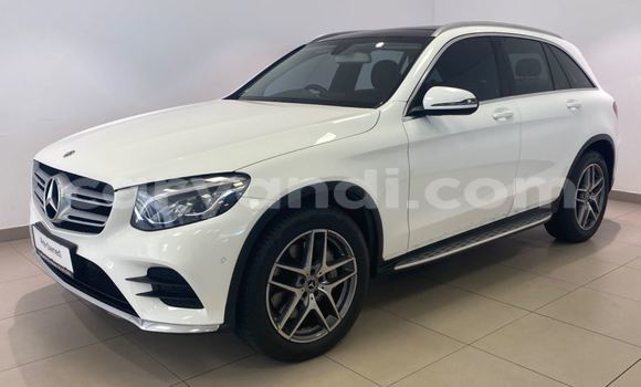 Nunua Ilio tumika Mercedes-Benz GLC 250D Nyeupe Gari ndani ya Lusaka nchini Zambia