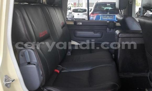 Nunua Ilio tumika Toyota Land Cruiser Nyingine Gari ndani ya Solwezi nchini Kaskazini-Magharibi Nunua Ilio tumika Toyota Land Cruiser Nyingine Gari ndani ya Solwezi nchini Kaskazini-Magharibi